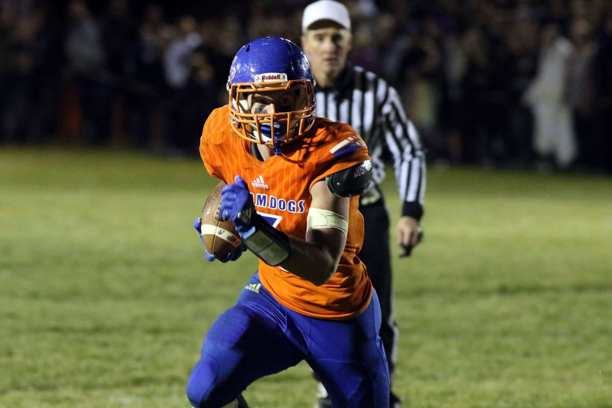 Osceola High Plains FB vs Cross County (46).JPG